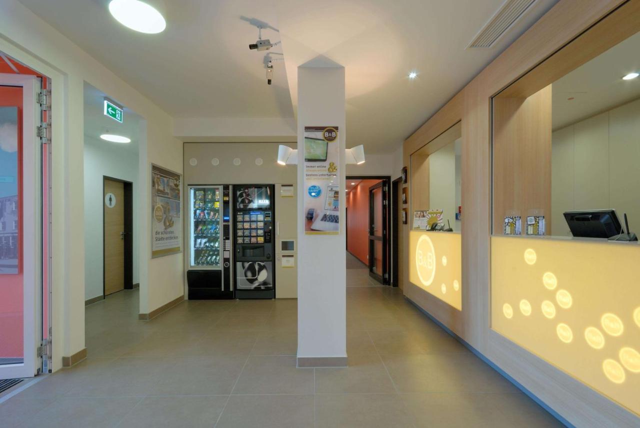 B&B Hotel Бёблинген Экстерьер фото