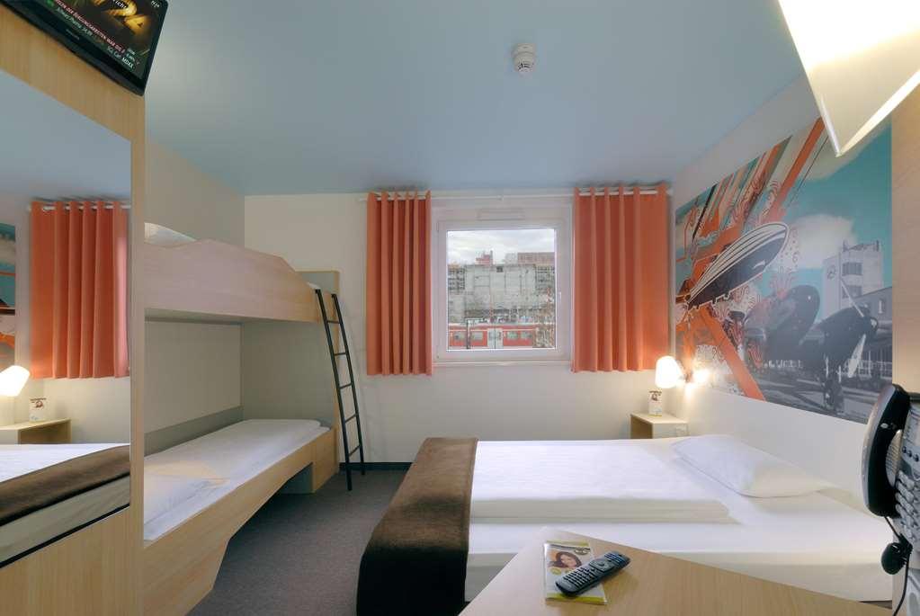 B&B Hotel Бёблинген Номер фото